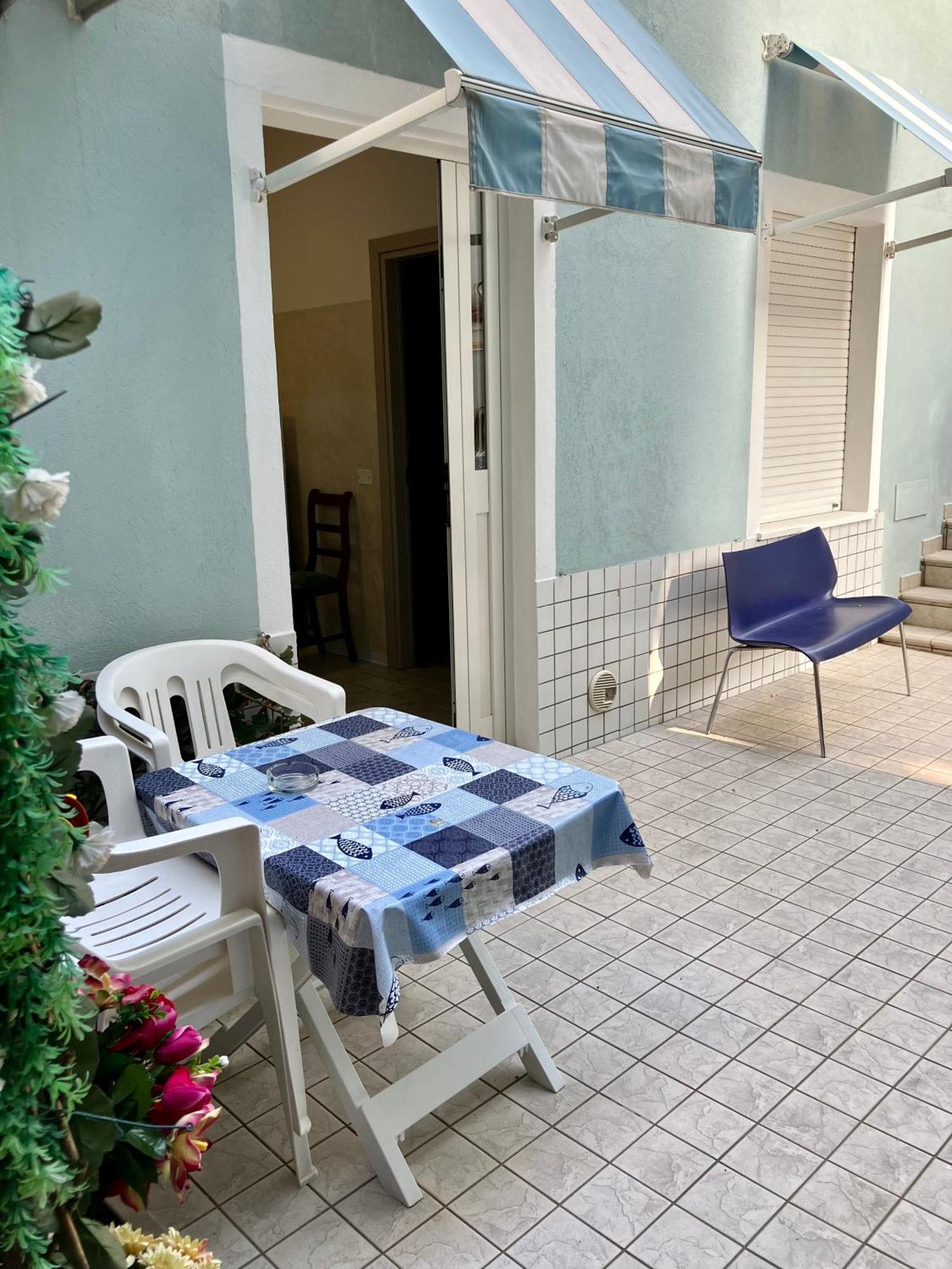 Hotel Ginevra E Residence Cattolica Exterior photo